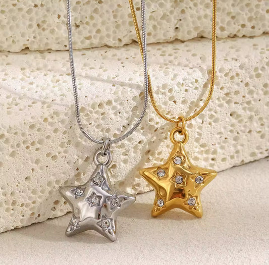 Dainty Star Necklace