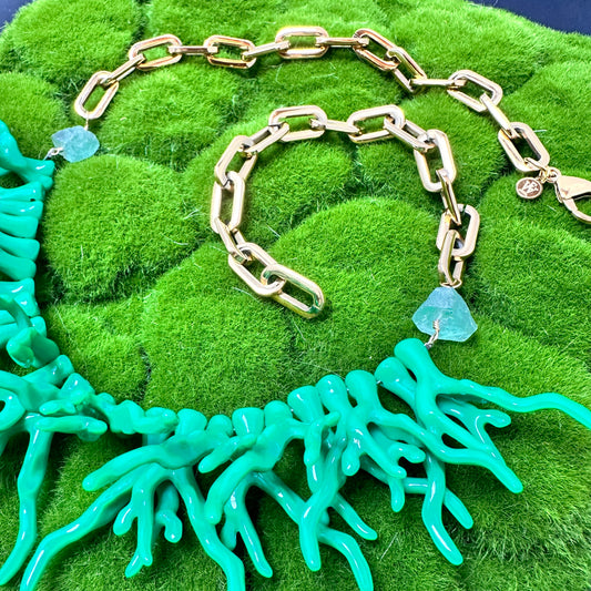 Green Acetate Coral Branches and Fluorite Beads with Gold Plated Stainless Steel Chain Necklace 330-05 | Erika Williner Designs