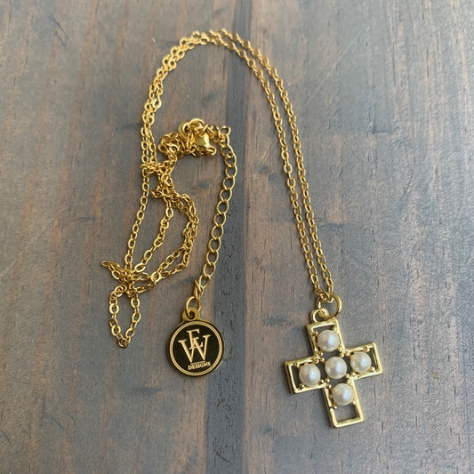 Gold Plated Chain Necklace with Pearls in a Cross Pendant