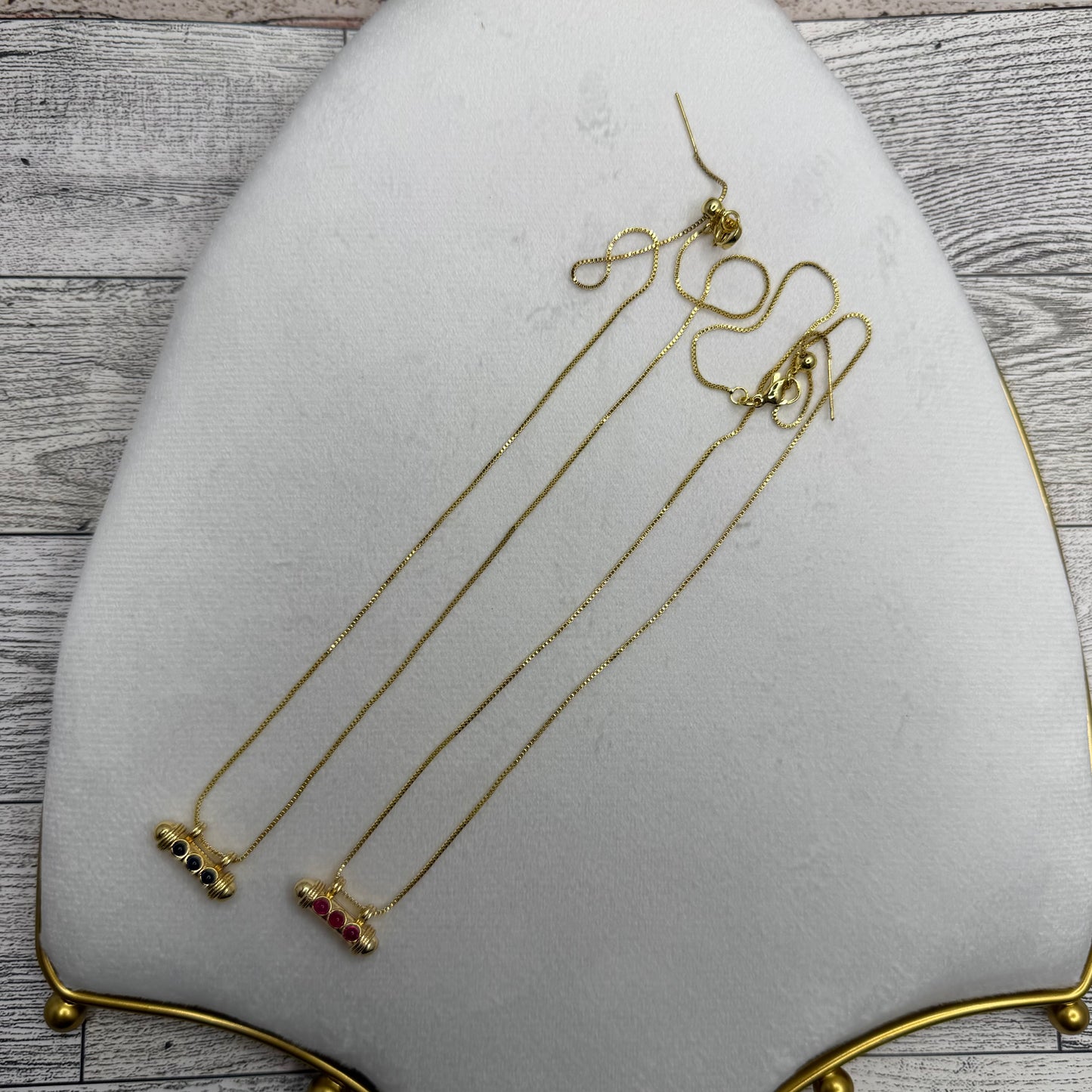 3 Stones Pendant Necklace | Erika williner Designs