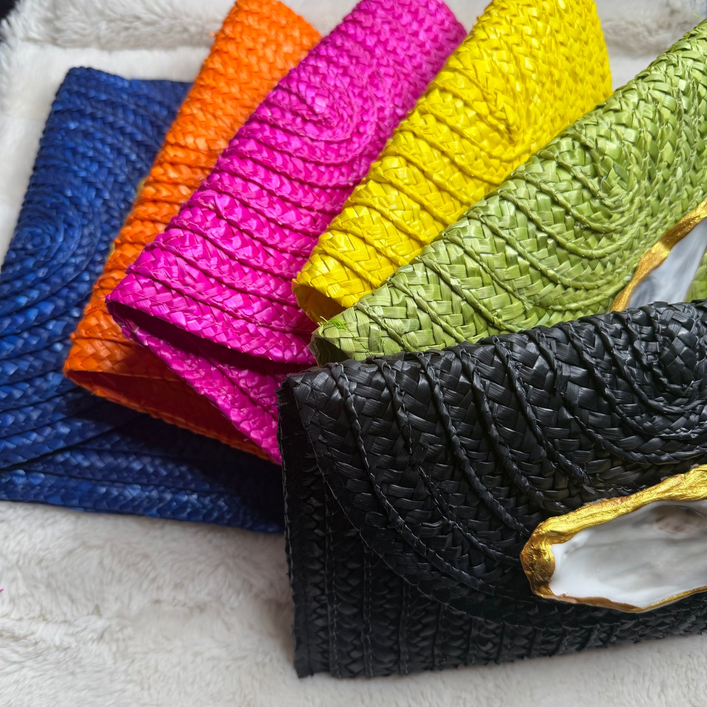Raffia Oyster Clutch | Erika Williner Designs