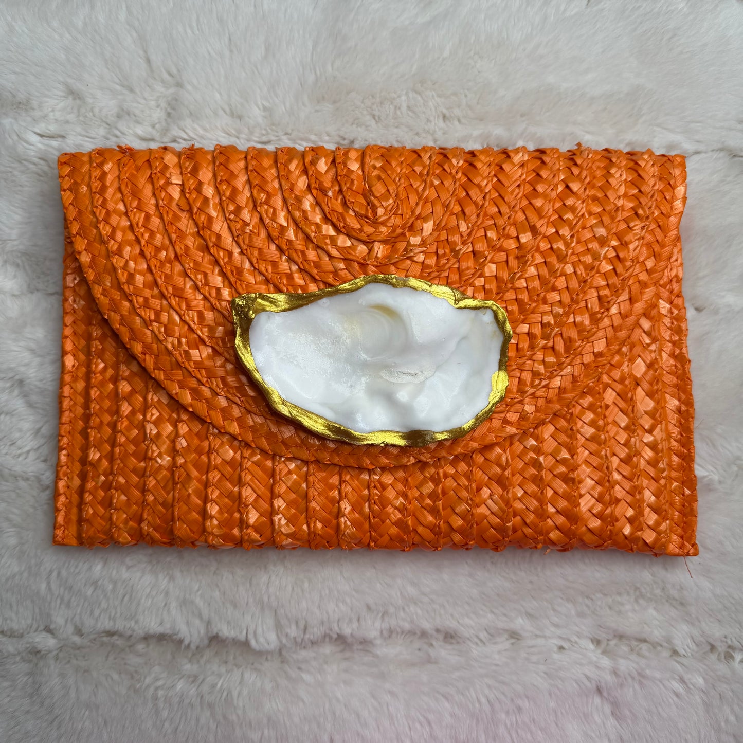 Raffia Oyster Clutch | Erika Williner Designs