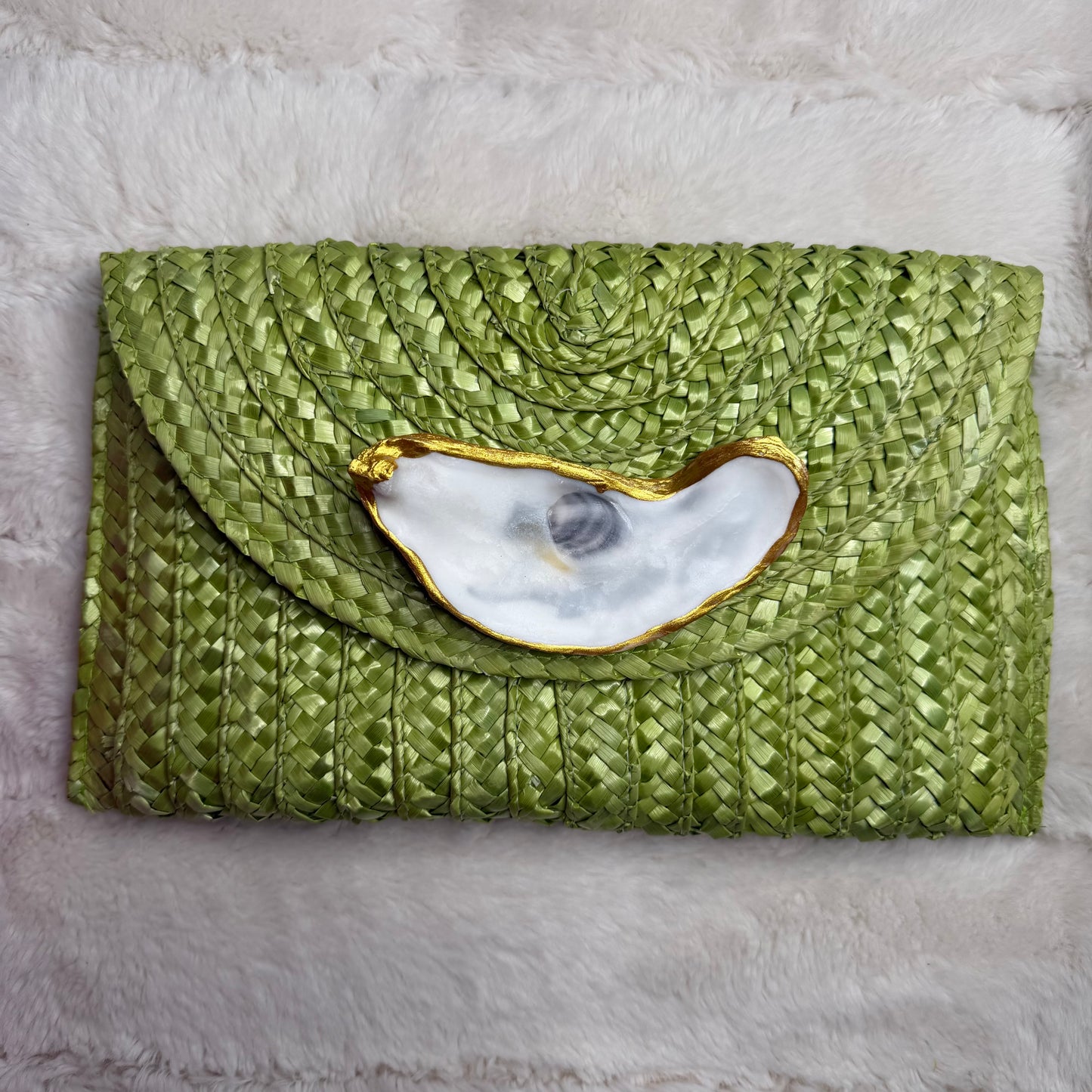 Raffia Oyster Clutch | Erika Williner Designs