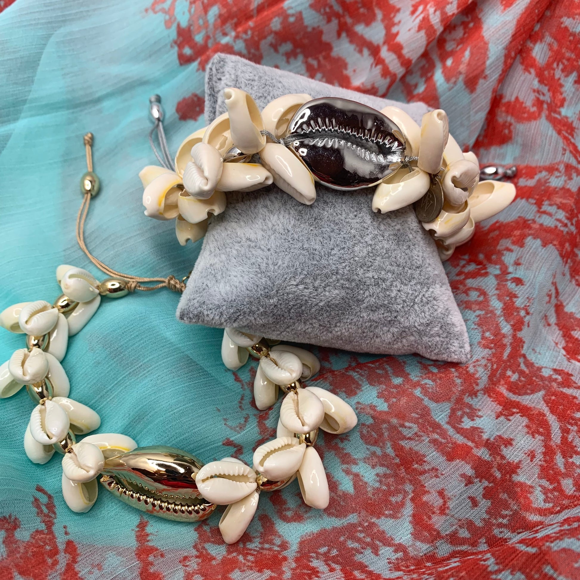 Cowry Shells Bracelet