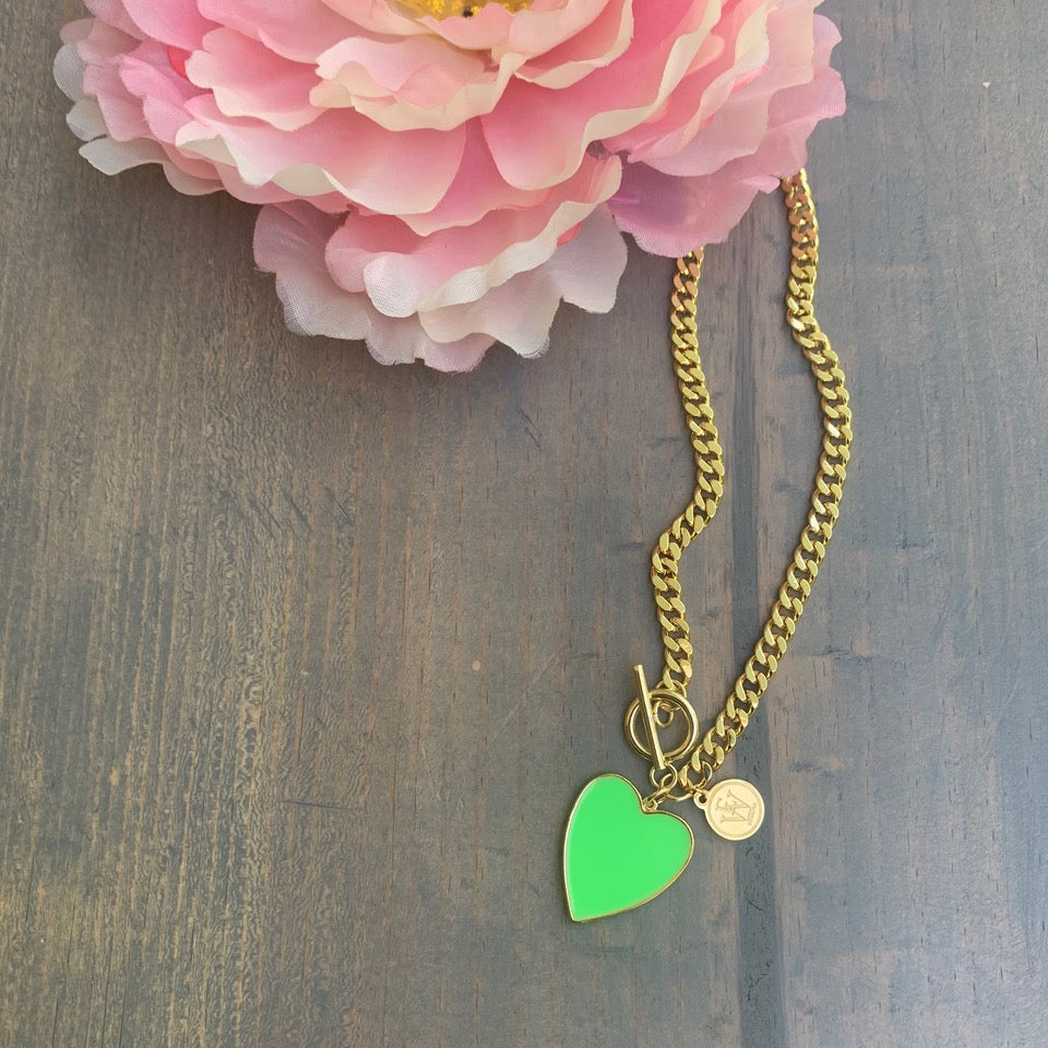 necklaces with green heart
