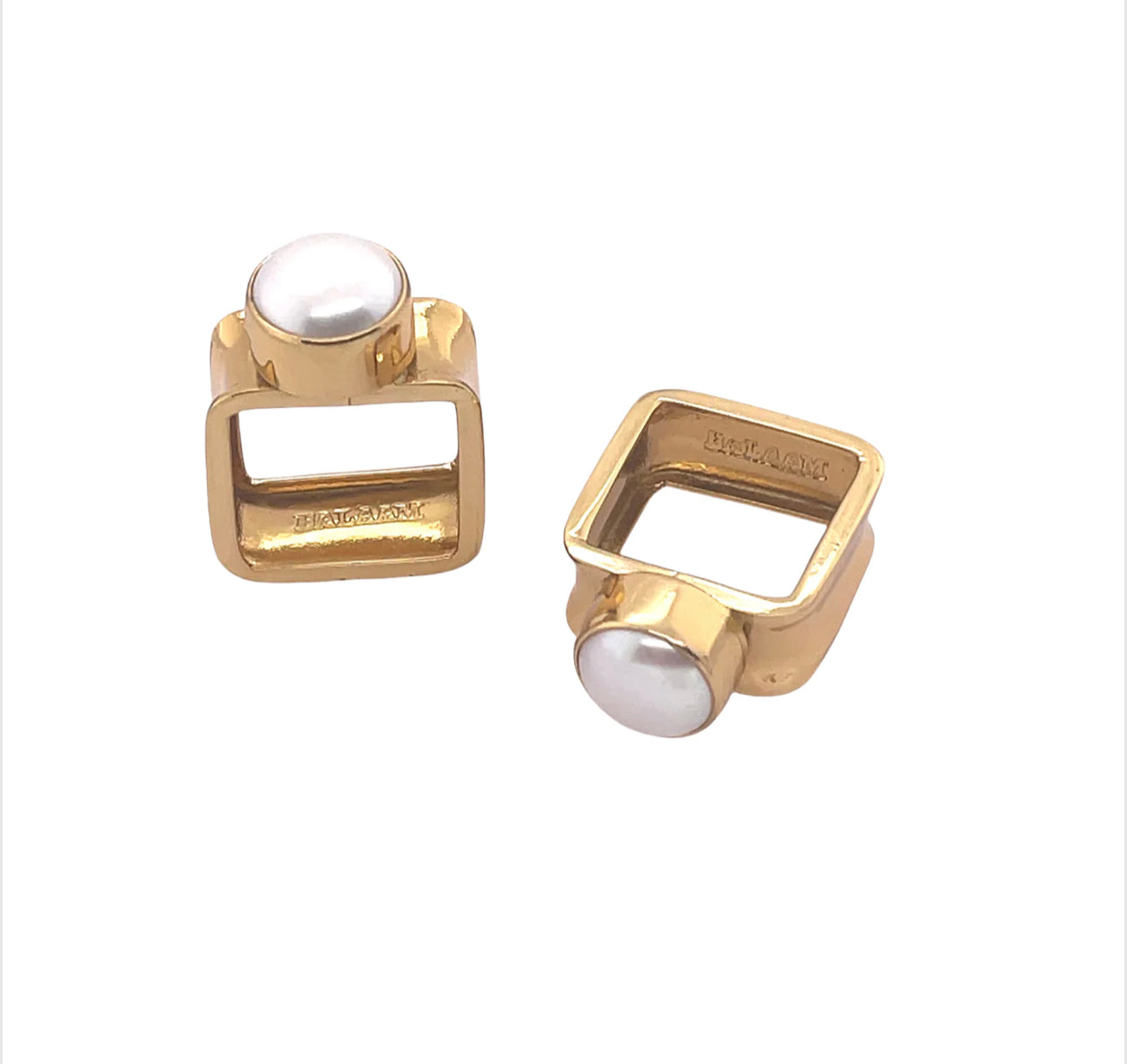 2 gold plated square rings at different angles